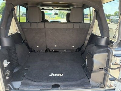 2012 Jeep Wrangler Unlimited Sahara