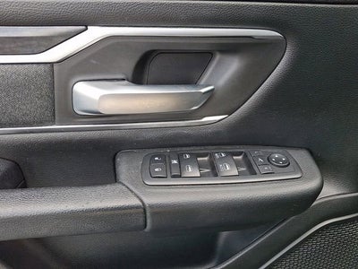 2019 RAM 1500 Big Horn/Lone Star Crew Cab 4x4 5'7" Box