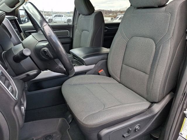 2019 RAM 1500 Big Horn/Lone Star Crew Cab 4x4 5'7" Box