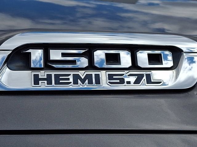 2019 RAM 1500 Big Horn/Lone Star Crew Cab 4x4 5'7" Box