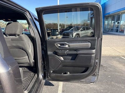 2019 RAM 1500 Big Horn/Lone Star Crew Cab 4x4 5'7" Box