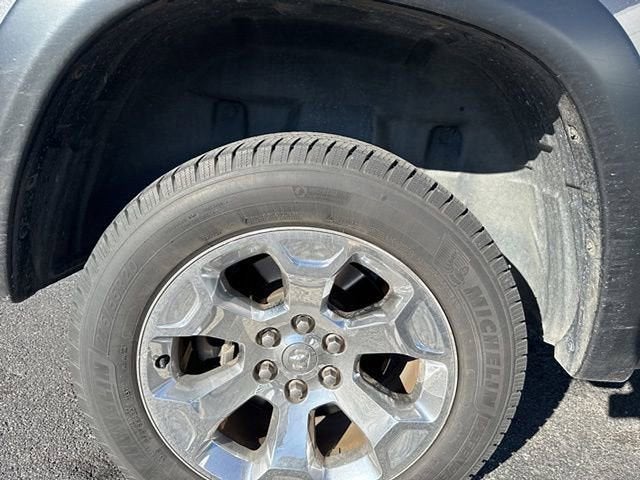 2019 RAM 1500 Big Horn/Lone Star Crew Cab 4x4 5'7" Box