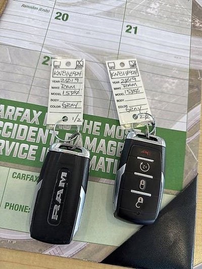 2019 RAM 1500 Big Horn/Lone Star Crew Cab 4x4 5'7" Box