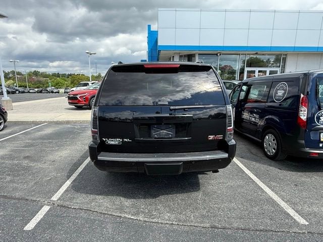 2013 GMC Yukon XL Denali