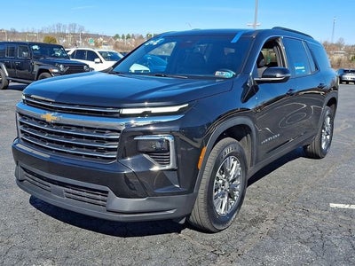 2025 Chevrolet Traverse LT