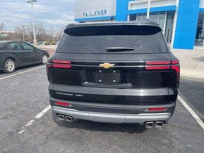 2025 Chevrolet Traverse LT
