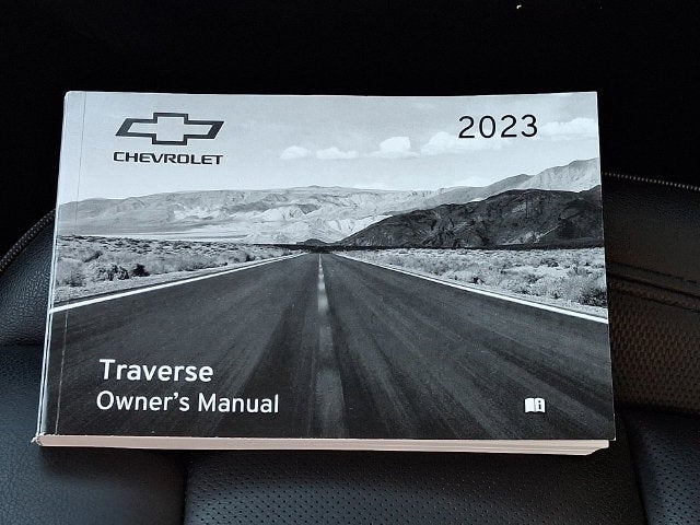 2023 Chevrolet Traverse RS