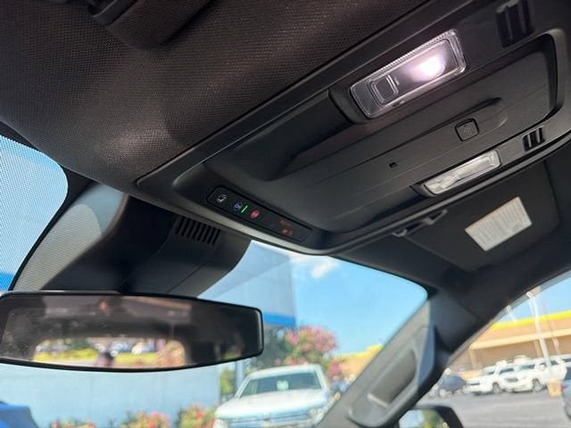 2024 Chevrolet Suburban LS