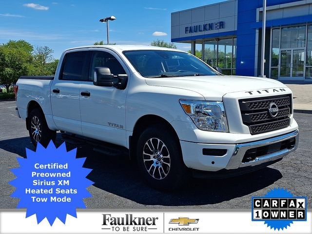 2024 Nissan TITAN Crew Cab SV 4x4