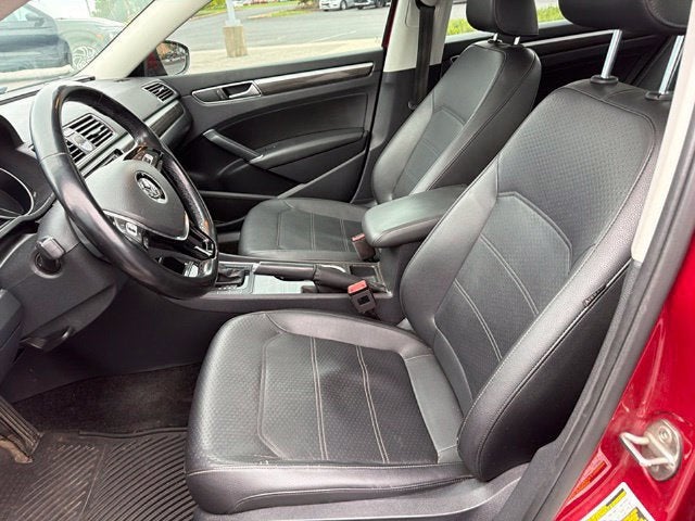 2016 Volkswagen Passat 1.8T SE