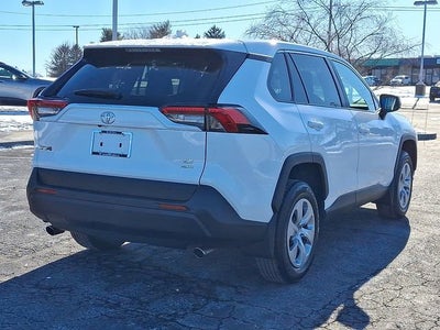 2022 Toyota RAV4 LE
