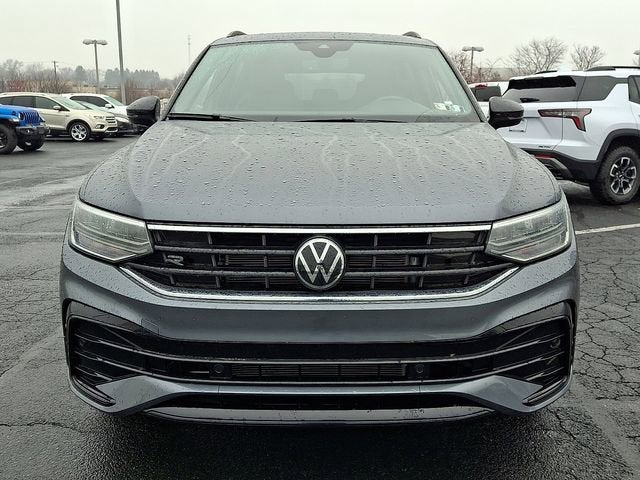 2024 Volkswagen Tiguan SE R-Line Black