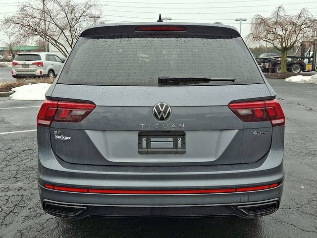 2024 Volkswagen Tiguan SE R-Line Black