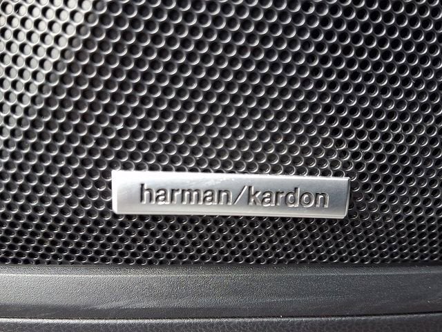 2022 Subaru Outback Touring XT