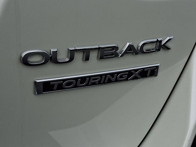 2022 Subaru Outback Touring XT