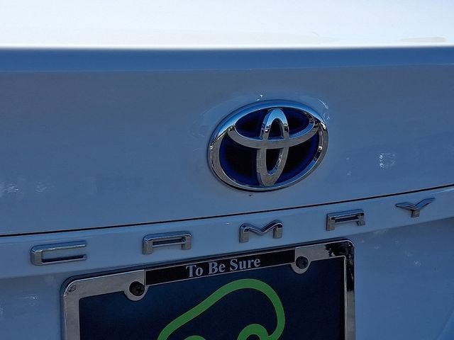 2024 Toyota Camry Hybrid LE