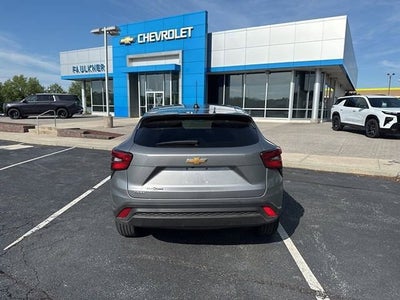 2025 Chevrolet Trax LS