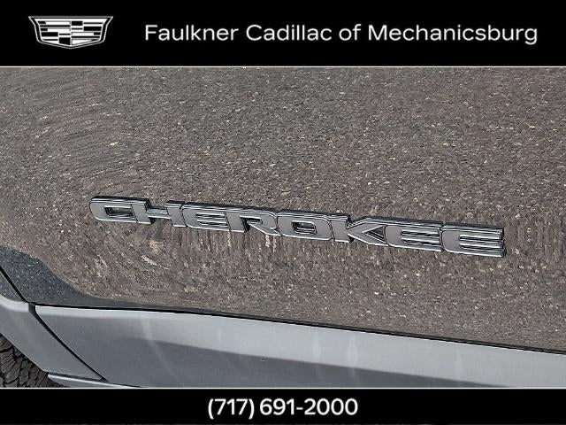 2023 Jeep Cherokee Altitude Lux