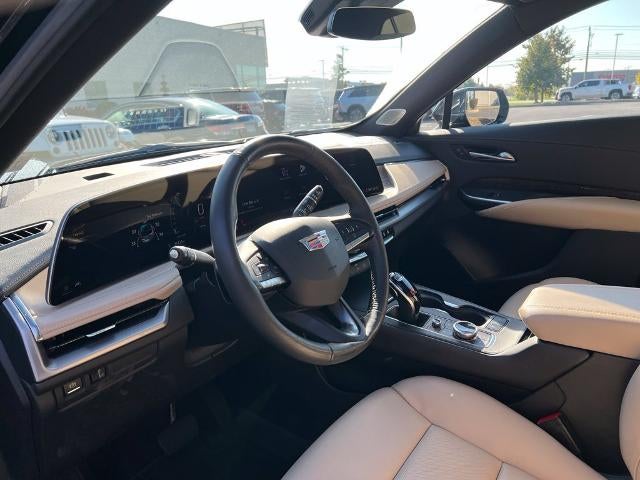 2024 Cadillac XT4 Premium Luxury
