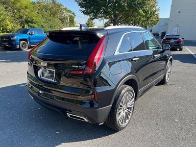 2024 Cadillac XT4 Premium Luxury