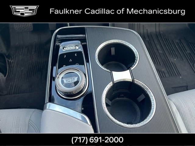 2024 Cadillac LYRIQ Luxury 1