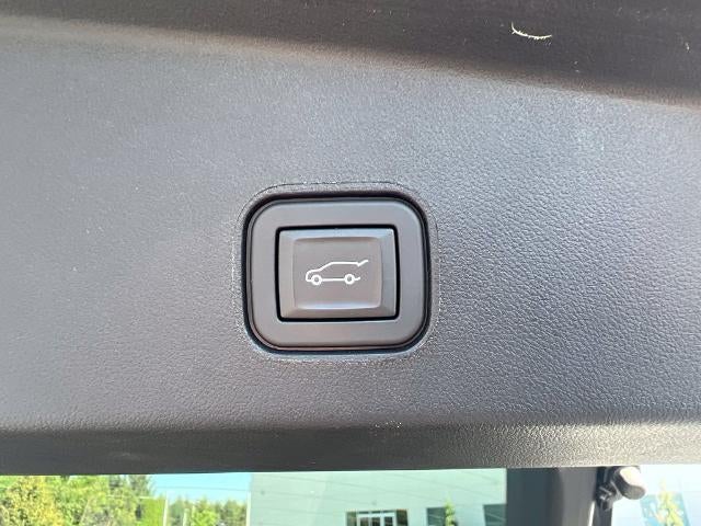 2024 Cadillac LYRIQ Sport 2