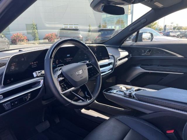 2024 Cadillac LYRIQ Sport 2