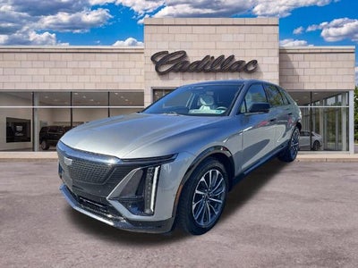 2024 Cadillac LYRIQ Sport 2