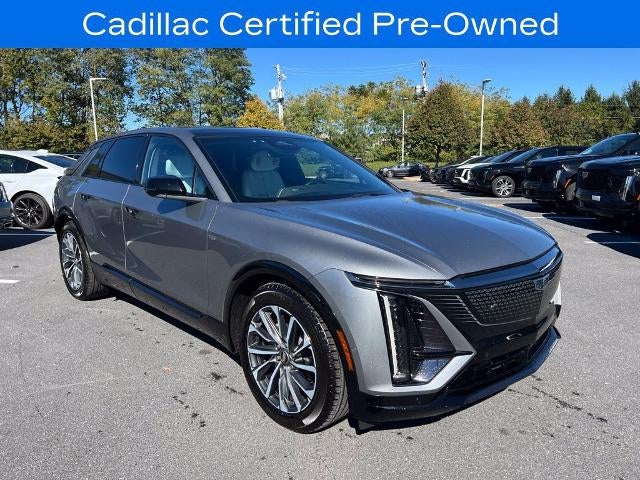 2024 Cadillac LYRIQ Sport 2