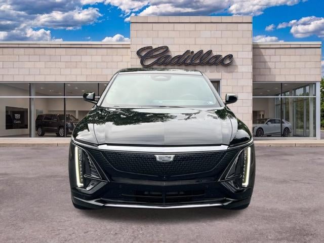 2024 Cadillac LYRIQ Sport 2