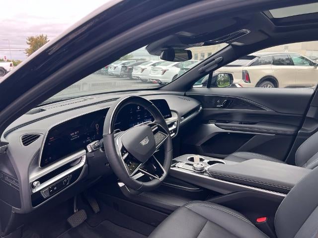 2024 Cadillac LYRIQ Sport 2