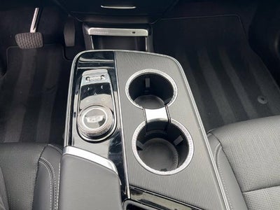 2024 Cadillac LYRIQ Sport 2