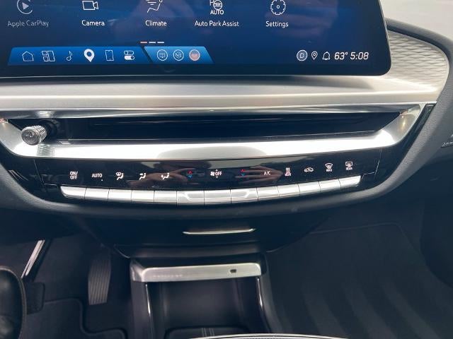2024 Cadillac LYRIQ Sport 2