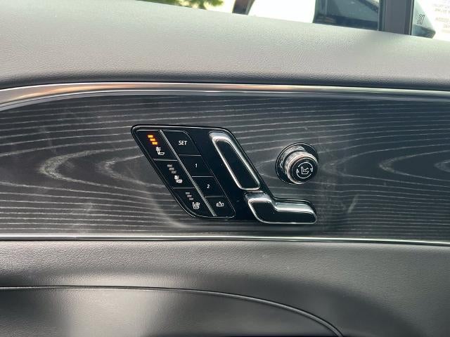 2024 Cadillac LYRIQ Sport 2
