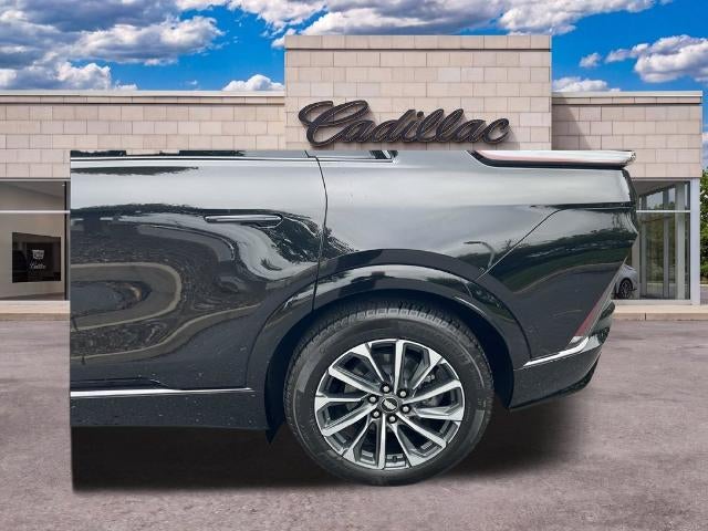2024 Cadillac LYRIQ Sport 2