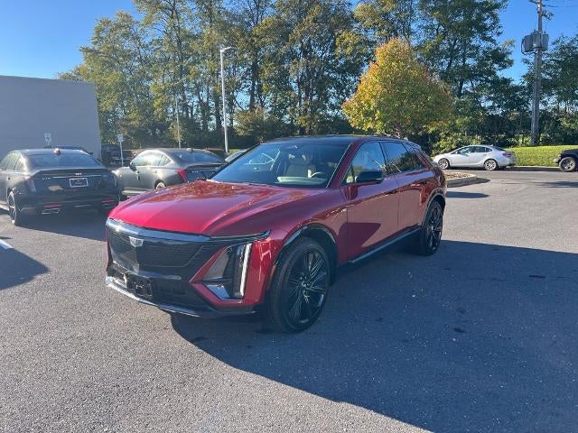 2024 Cadillac LYRIQ Sport 3