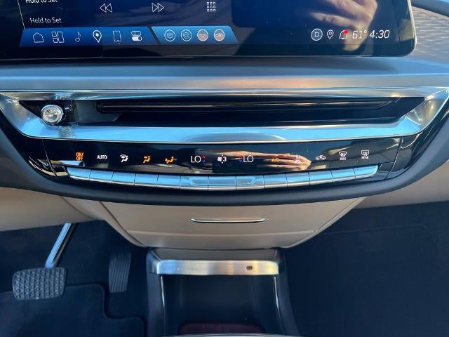 2024 Cadillac LYRIQ Sport 3