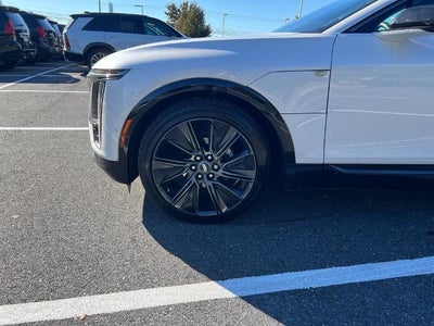 2024 Cadillac LYRIQ Sport 3