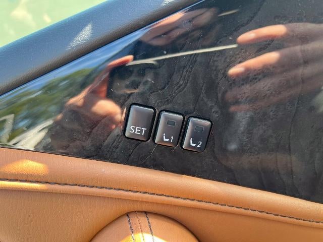 2023 INFINITI QX80 SENSORY