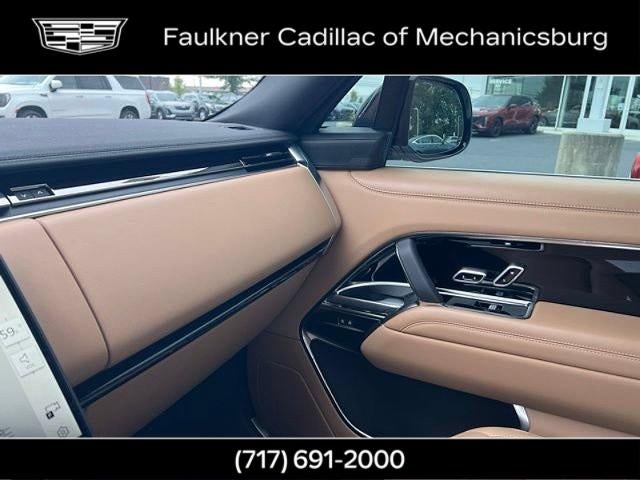 2025 Land Rover Range Rover SE