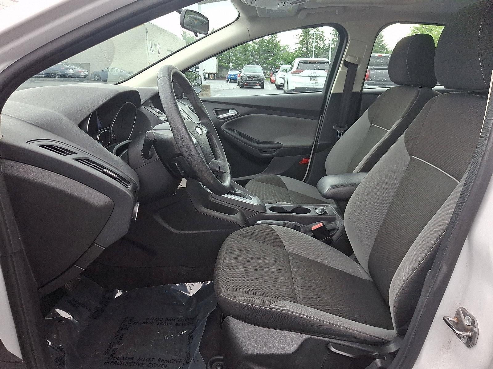 2013 Ford Focus 4dr Sdn SE