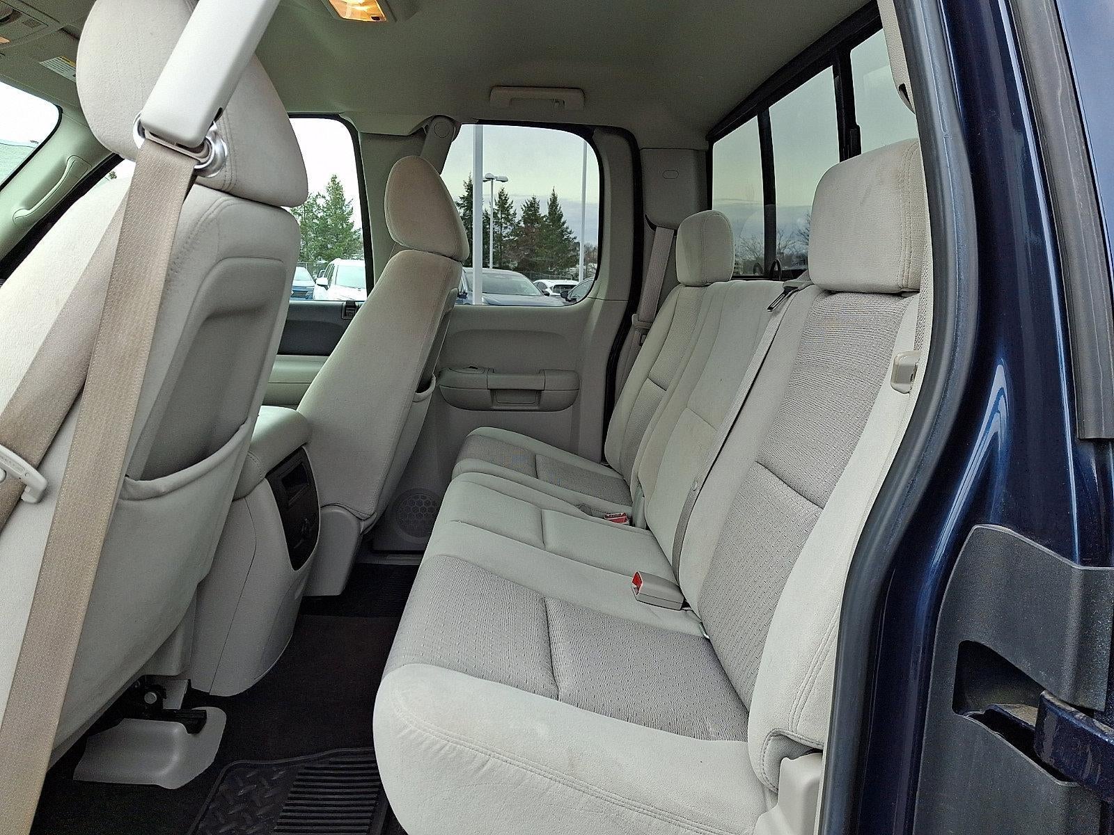 2009 Chevrolet Silverado 1500 Extended Cab Standard Box 4-Wheel Drive LT