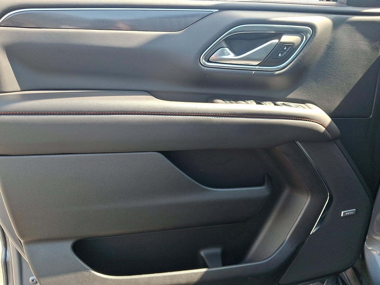 2022 Chevrolet Suburban 4WD RST