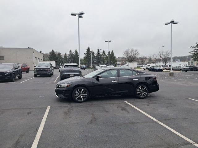 2023 Nissan Maxima SV CVT