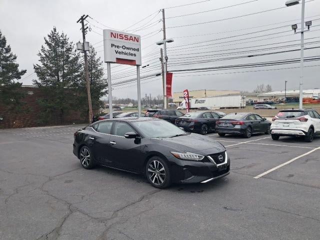 2023 Nissan Maxima SV CVT