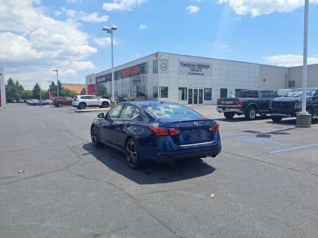 2023 Nissan Altima SR