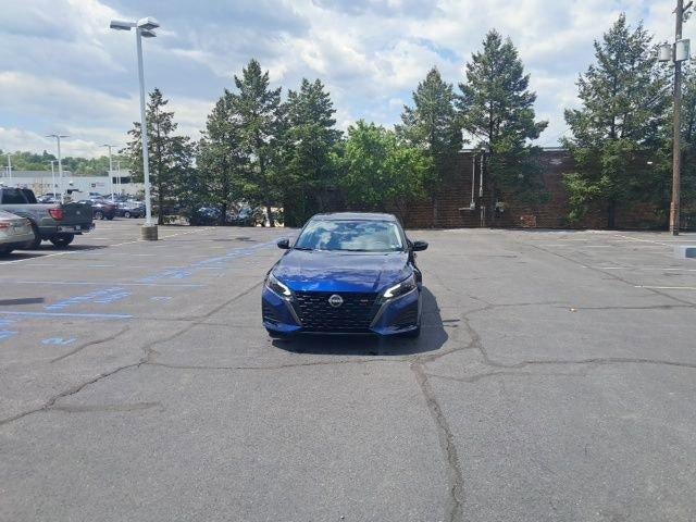 2023 Nissan Altima SR