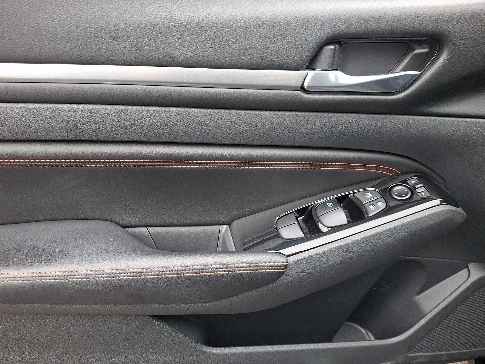 2023 Nissan Altima SR