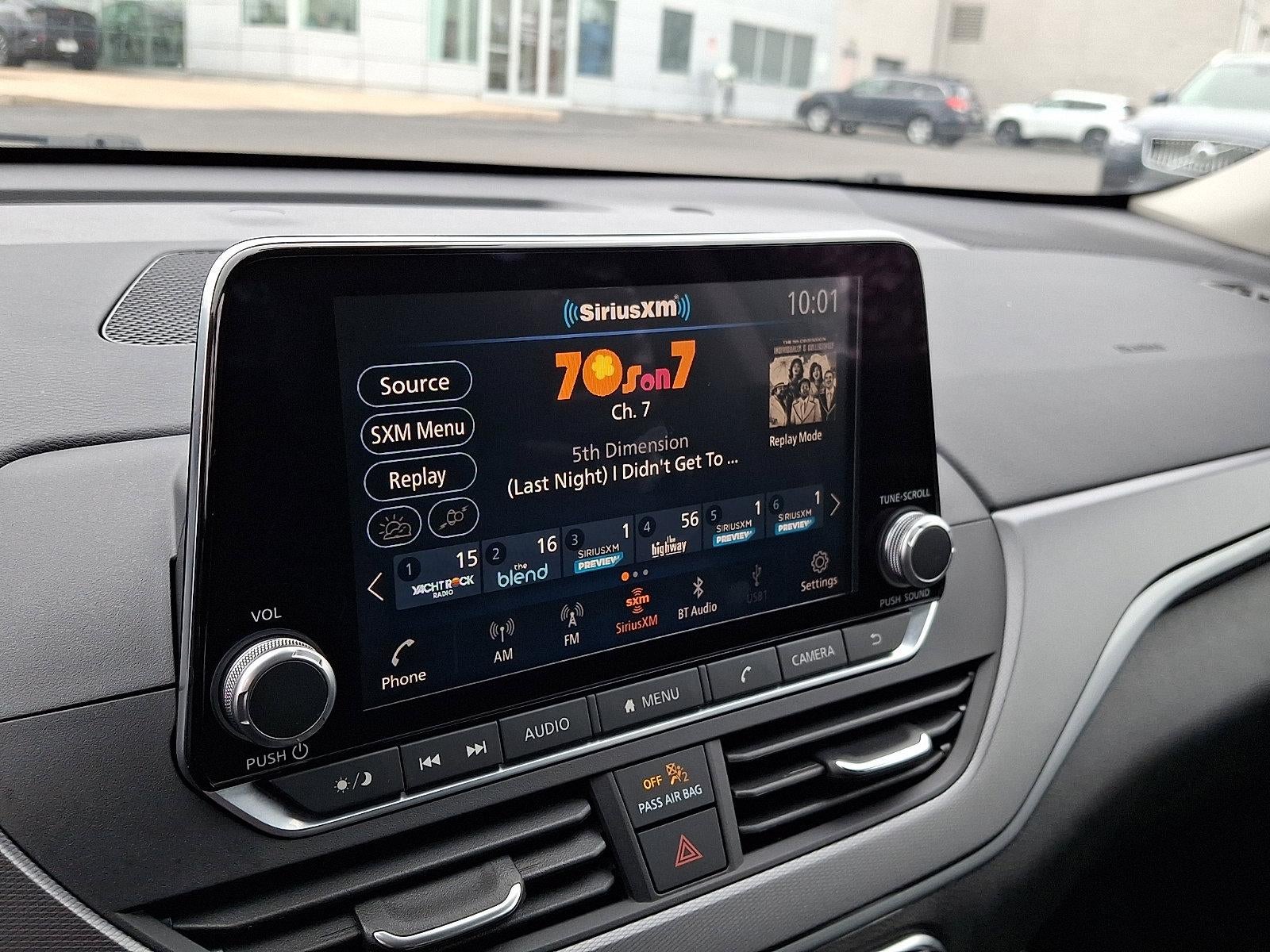 2023 Nissan Altima SR