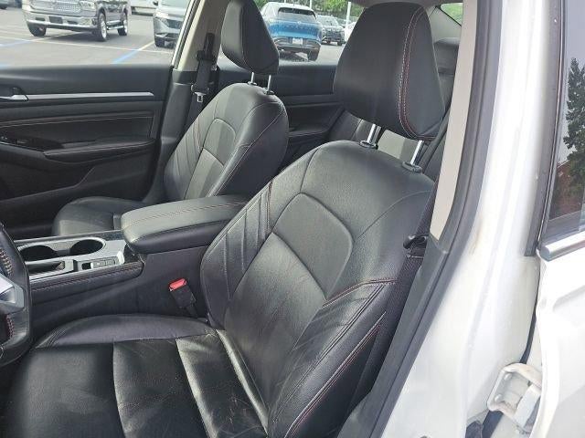 2023 Nissan Altima SR